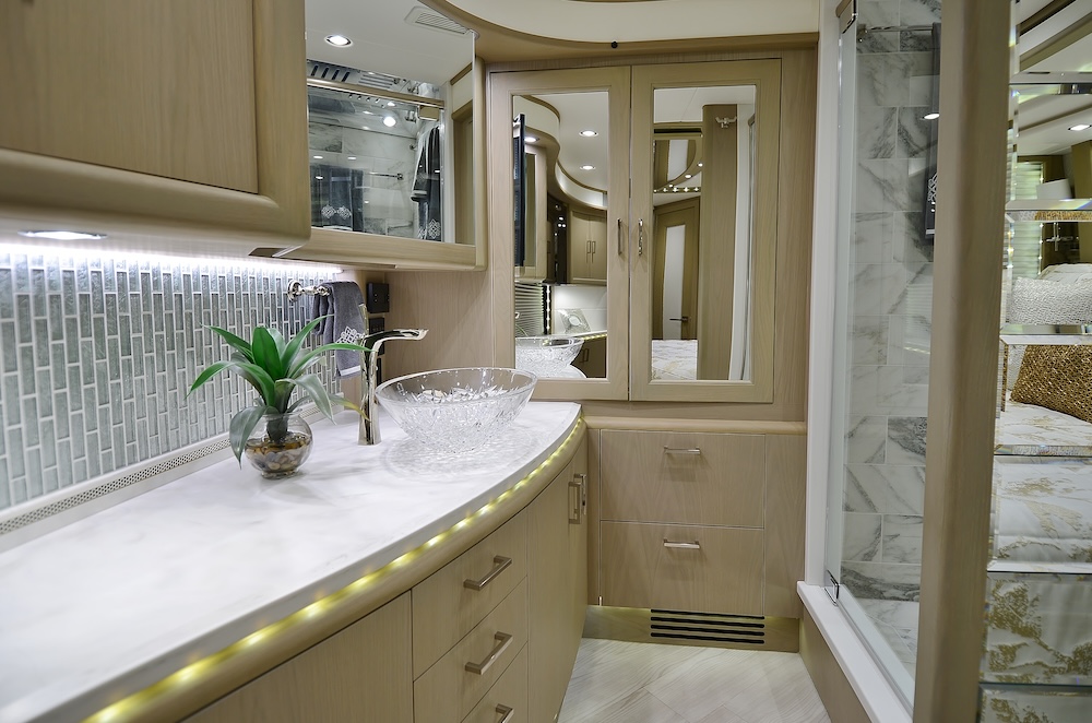 2017 Prevost  Liberty H3-45 For Sale