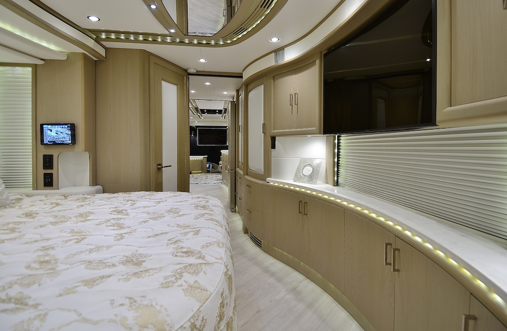 2017 Prevost  Liberty H3-45 For Sale
