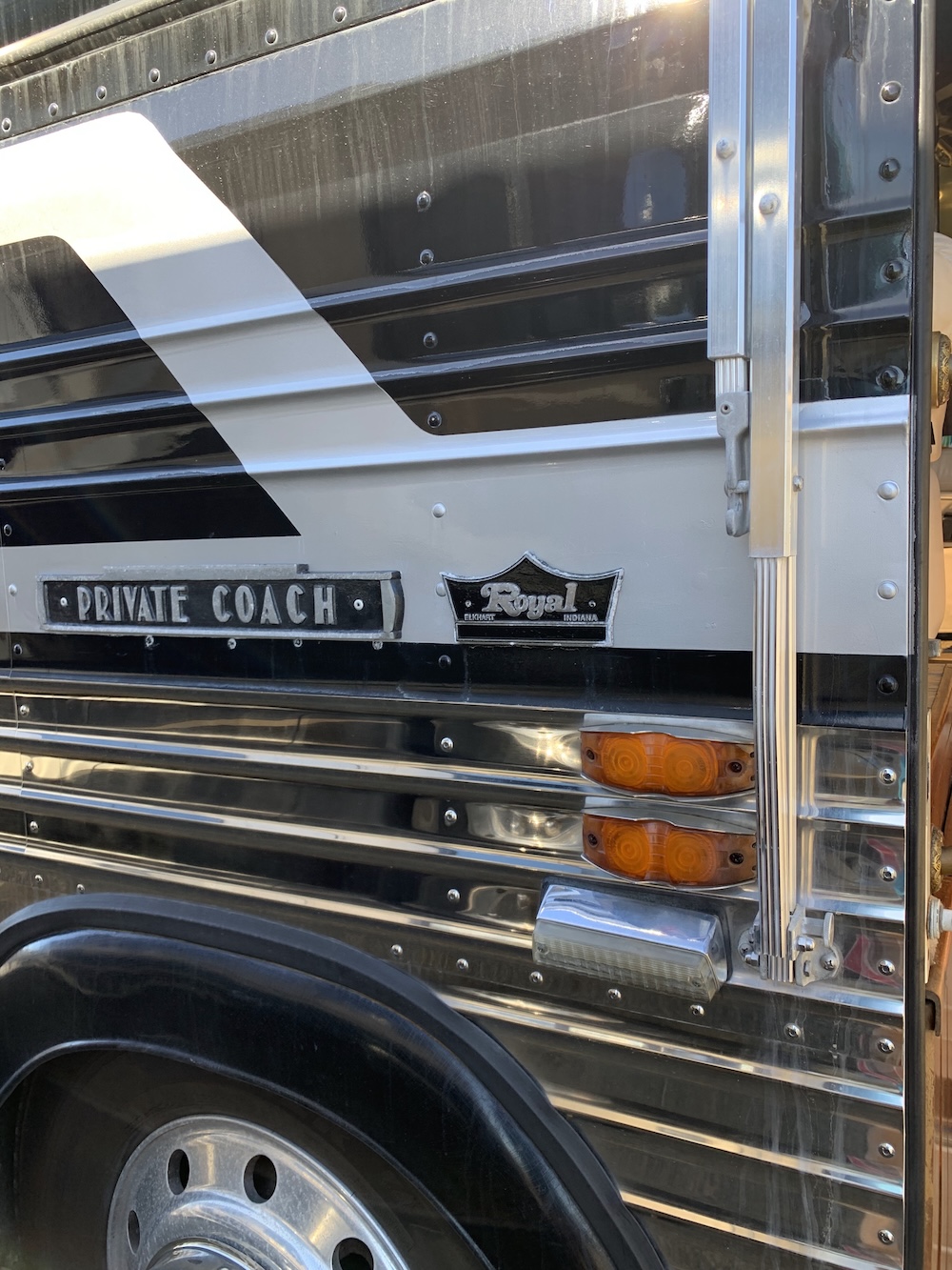 1985 Prevost Royal XL For Sale