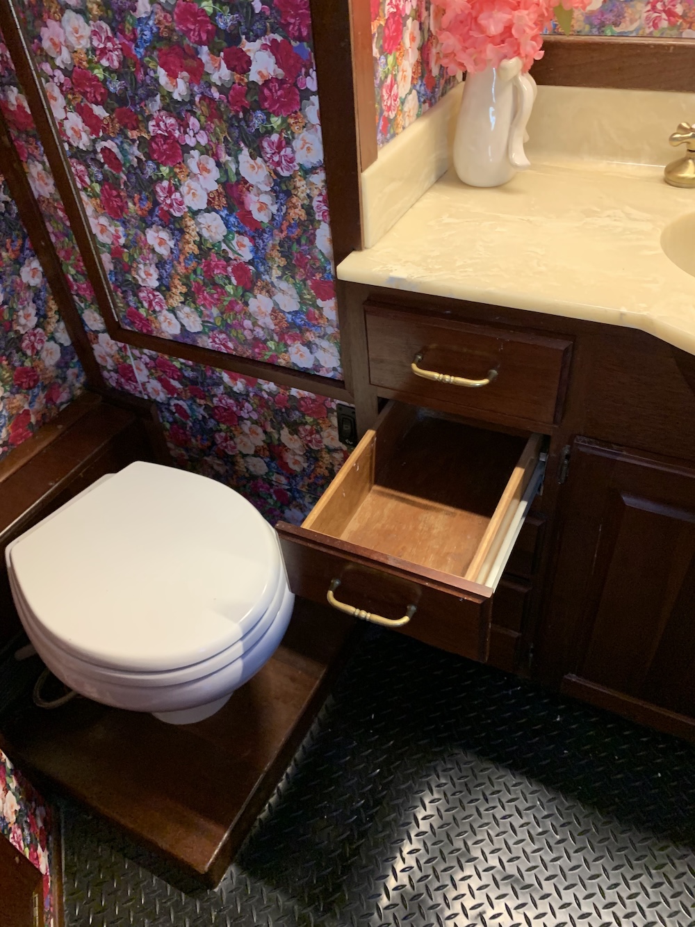 1985 Prevost Royal XL For Sale