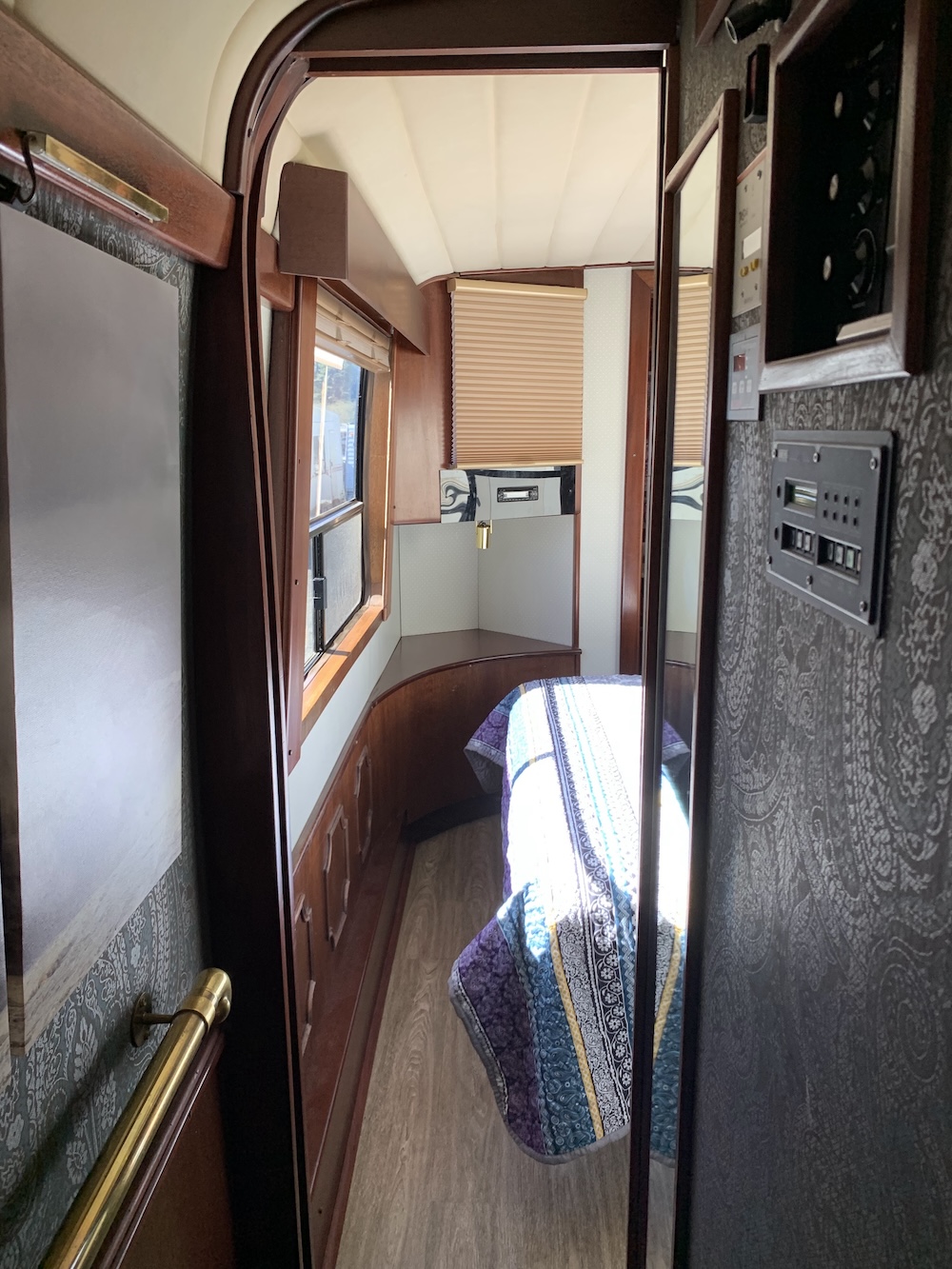1985 Prevost Royal XL For Sale