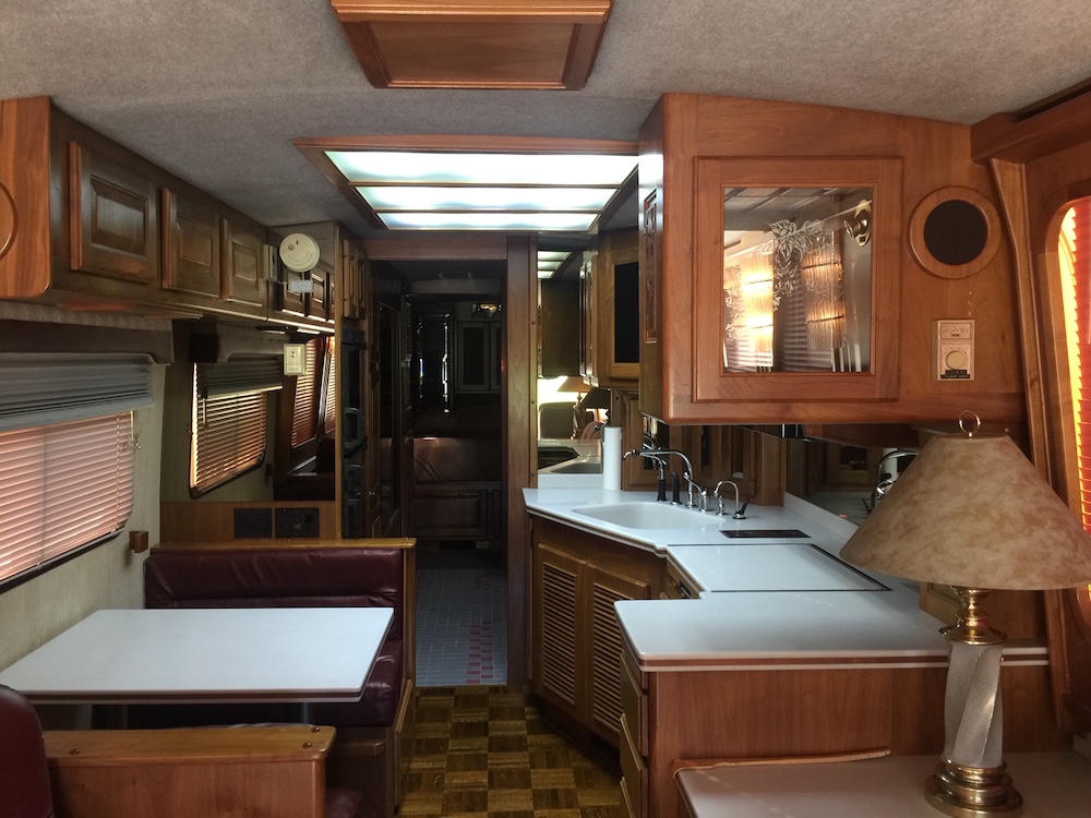 1990 Prevost Country Coach XL For Sale