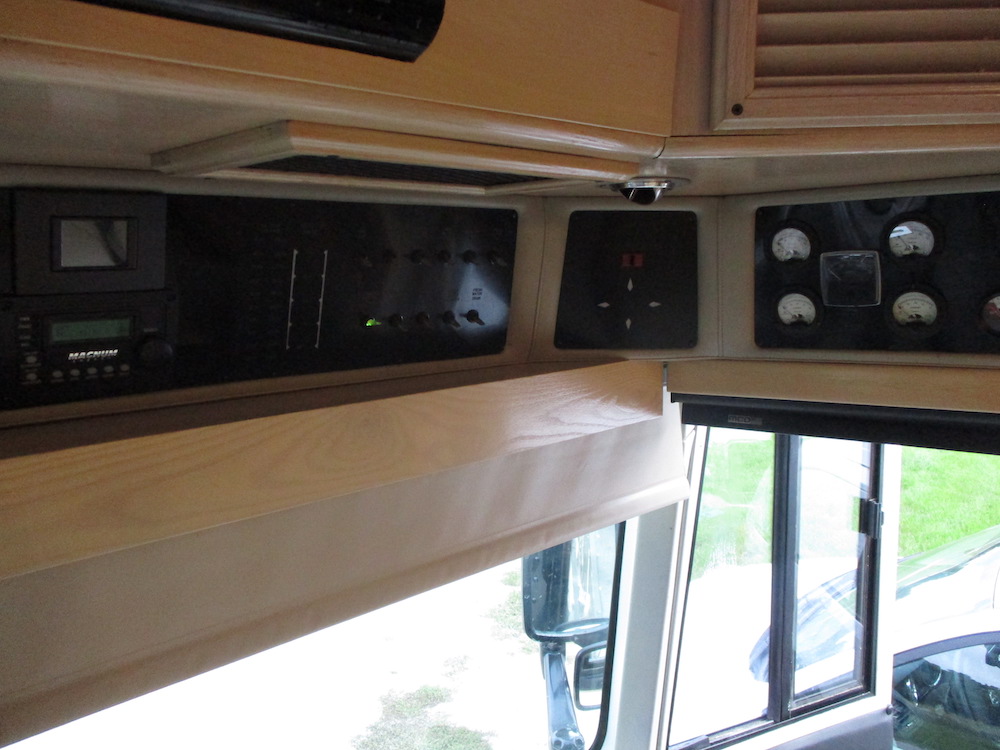 1990 Prevost CountryCoachXL For Sale