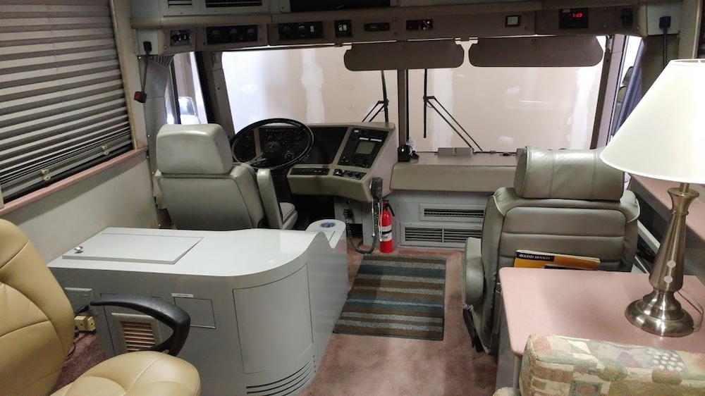 1990 Prevost Liberty XL For Sale