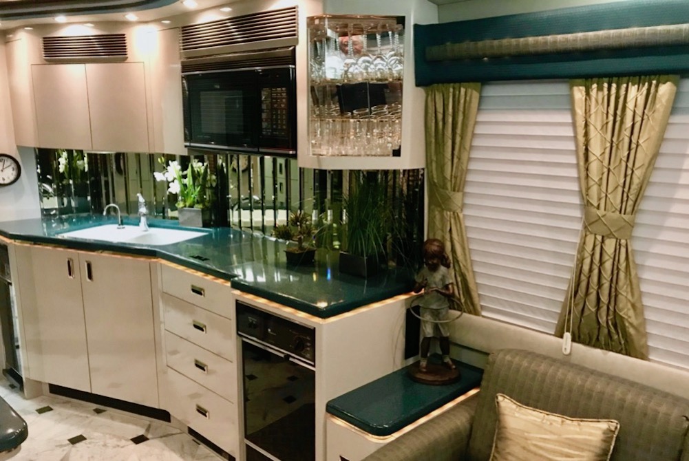 1994 Prevost Marathon H3-45 For Sale