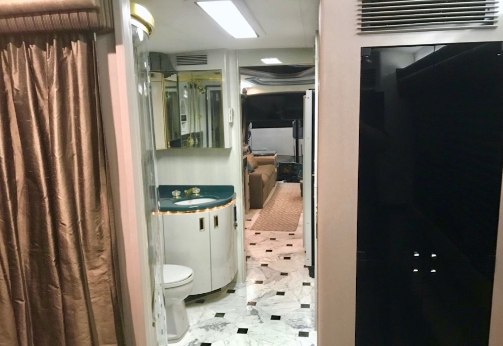 1994 Prevost Marathon H3-45 For Sale