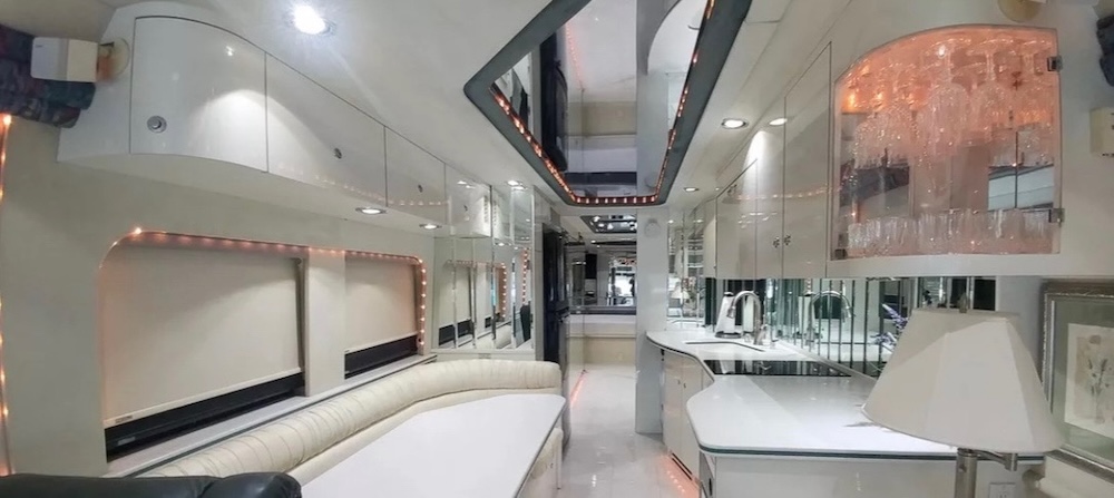 1996 Prevost Country Coach XL For Sale