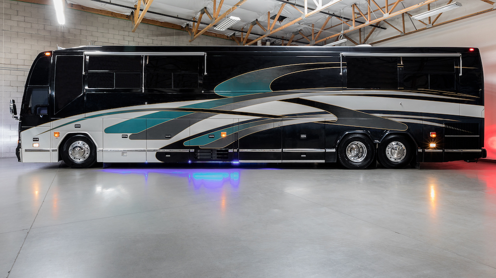 1996 Prevost Featherlite  H3-45 For Sale