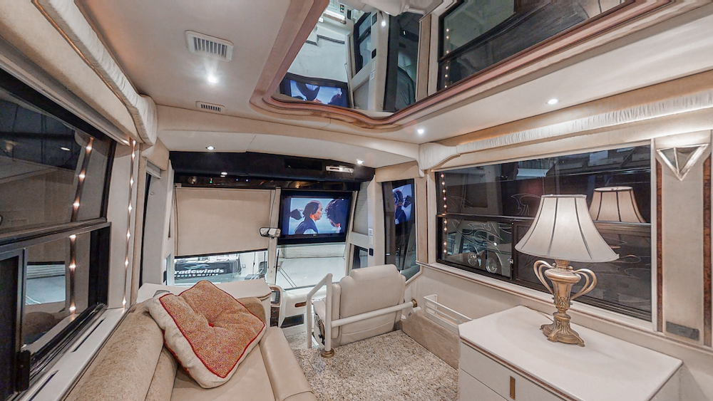 1996 Prevost Featherlite H3-45 For Sale