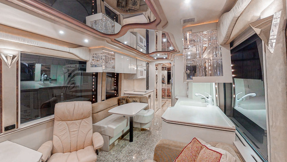 1996 Prevost Featherlite H3-45 For Sale