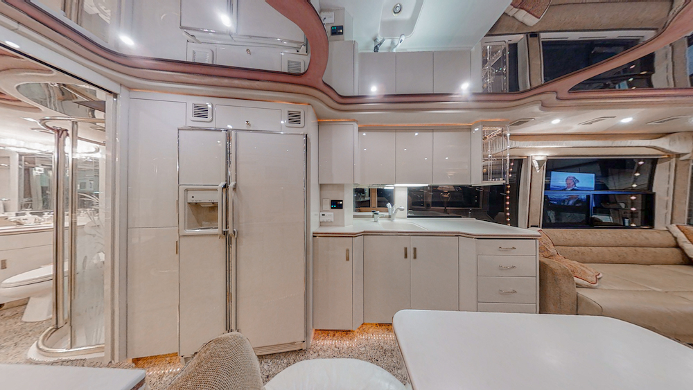 1996 Prevost Featherlite H3-45 For Sale