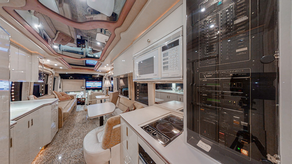 1996 Prevost Featherlite H3-45 For Sale