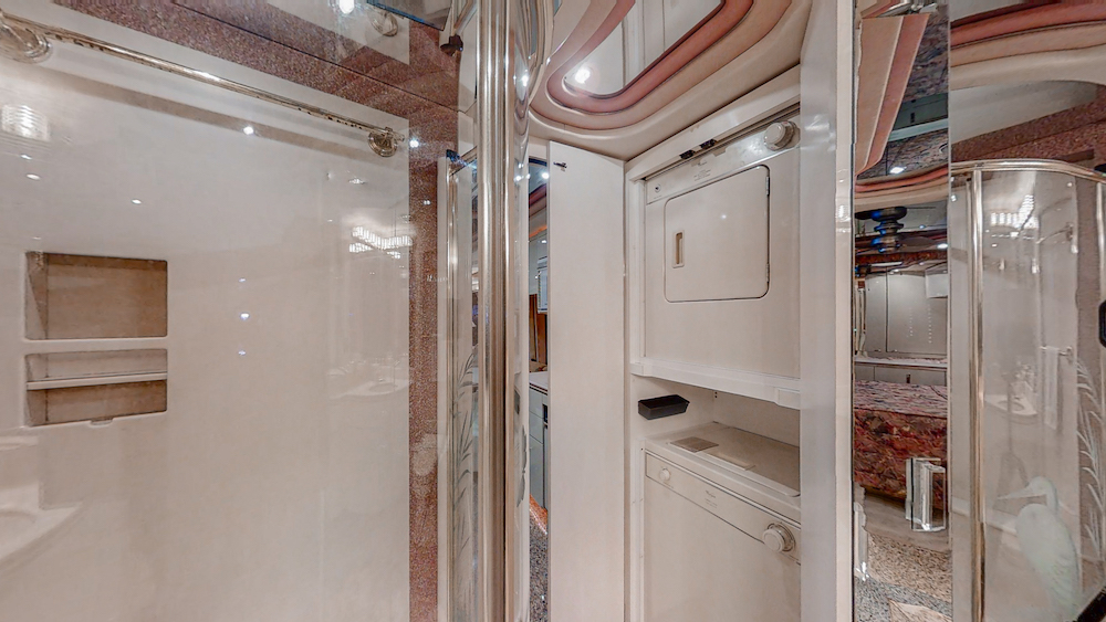 1996 Prevost Featherlite H3-45 For Sale