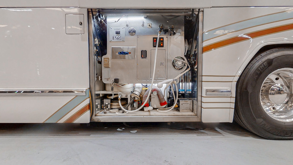 1996 Prevost Featherlite H3-45 For Sale