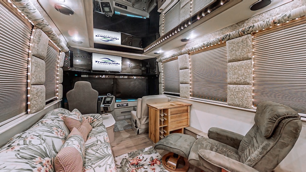 1996 Prevost Liberty XL For Sale