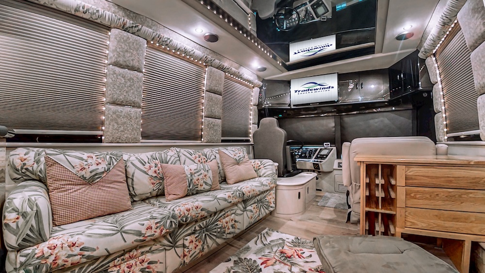 1996 Prevost Liberty XL For Sale