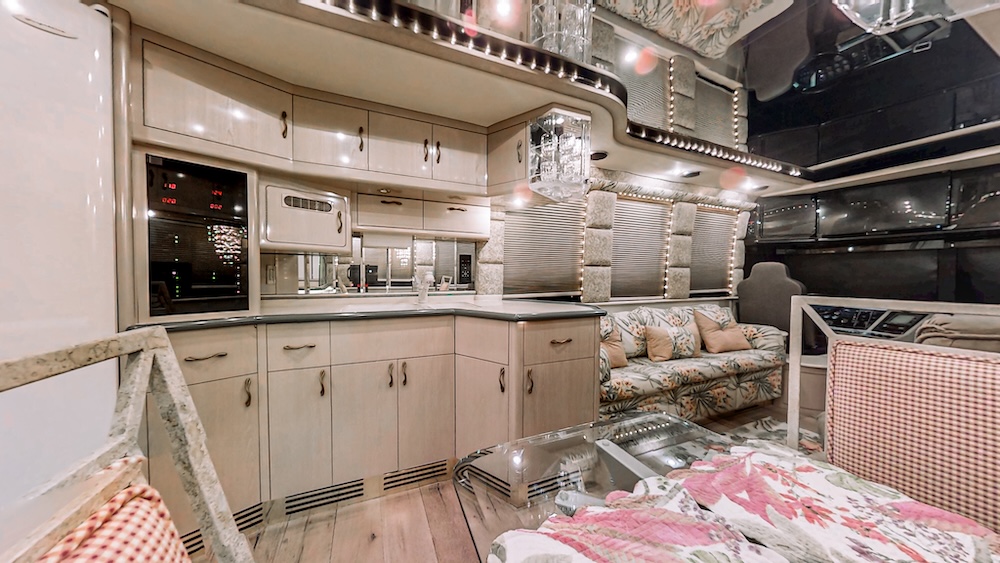 1996 Prevost Liberty XL For Sale