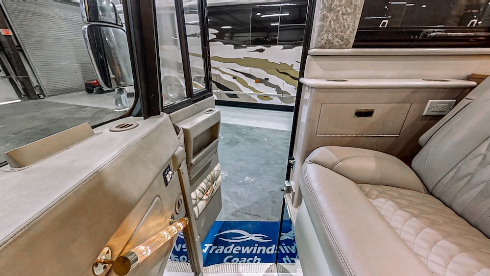 1996 Prevost Liberty XL For Sale