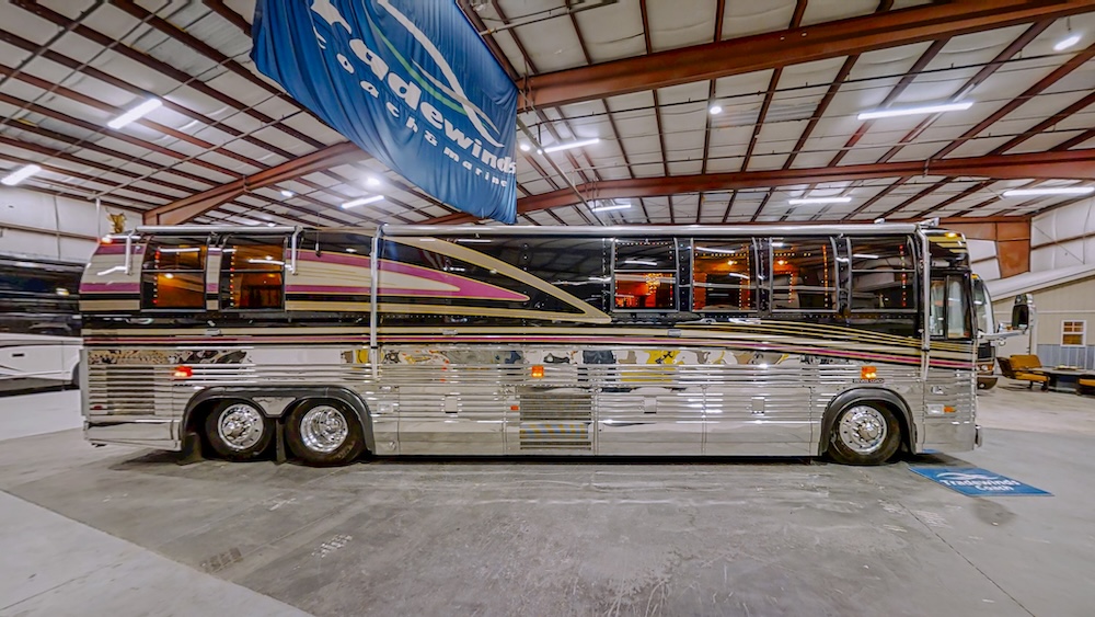 1996 Prevost Liberty XL For Sale