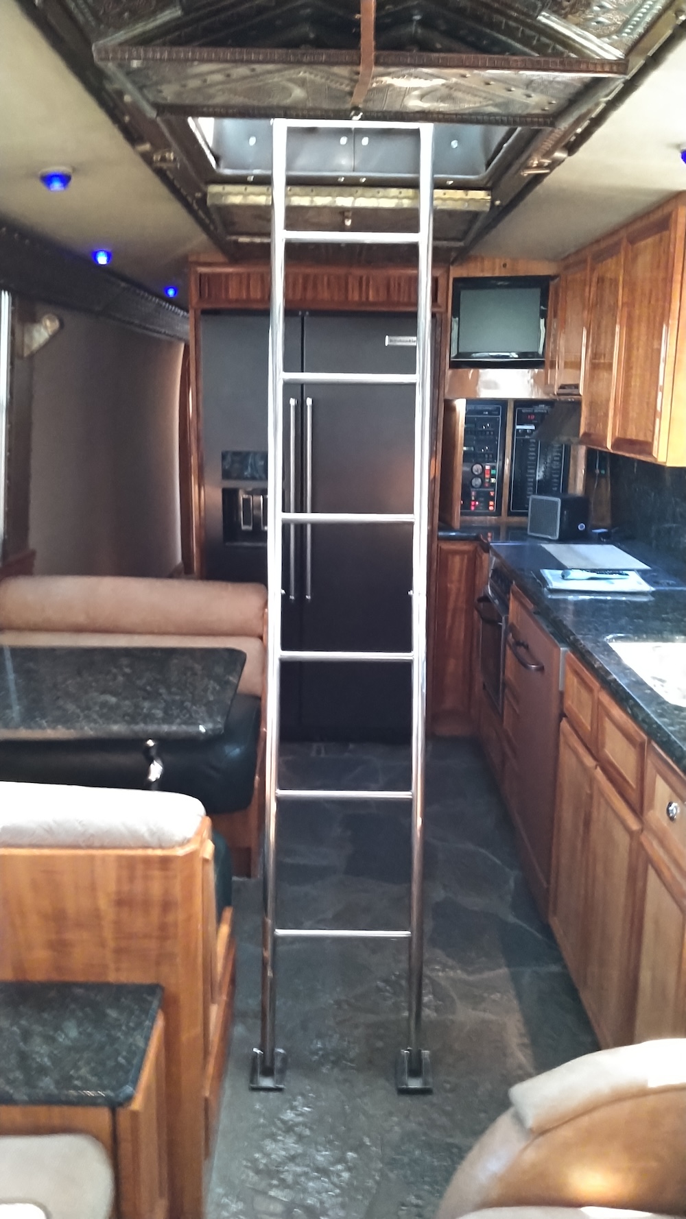 1999 Prevost  Vantare XL For Sale