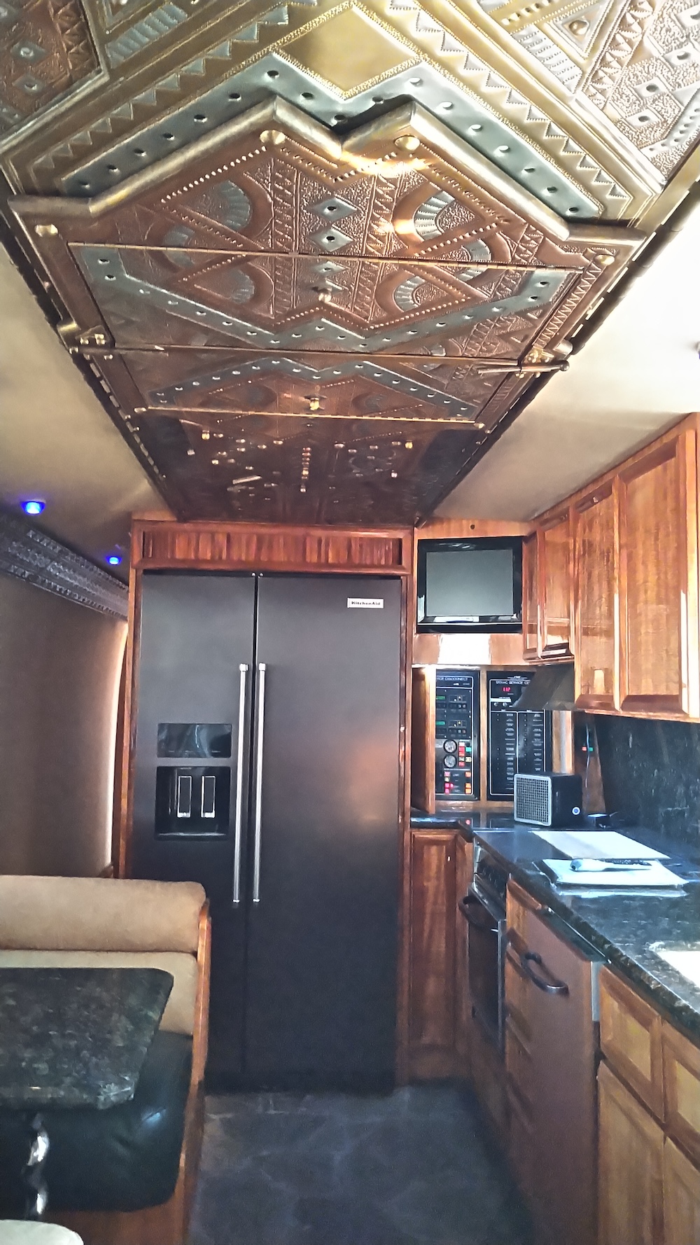 1999 Prevost  Vantare XL For Sale