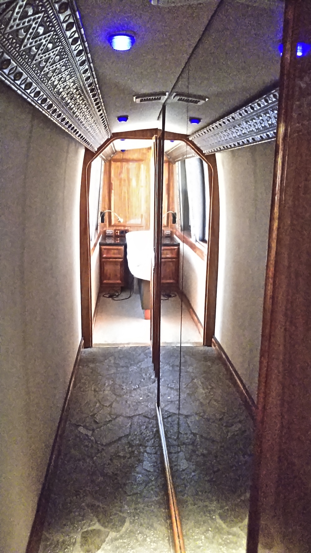 1999 Prevost  Vantare XL For Sale