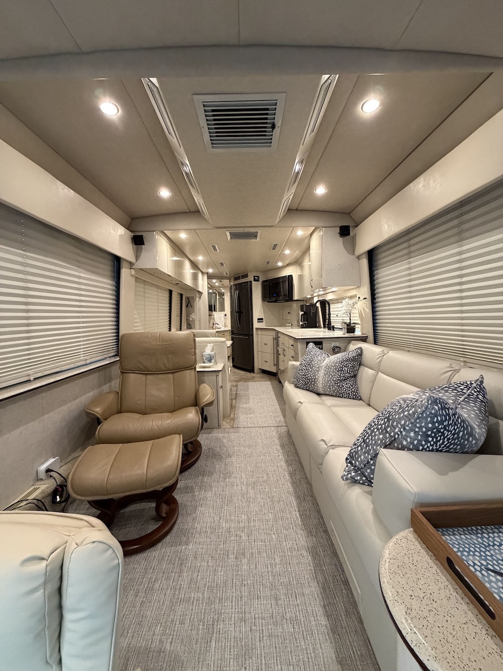 1997 Prevost Angola H3-45 For Sale