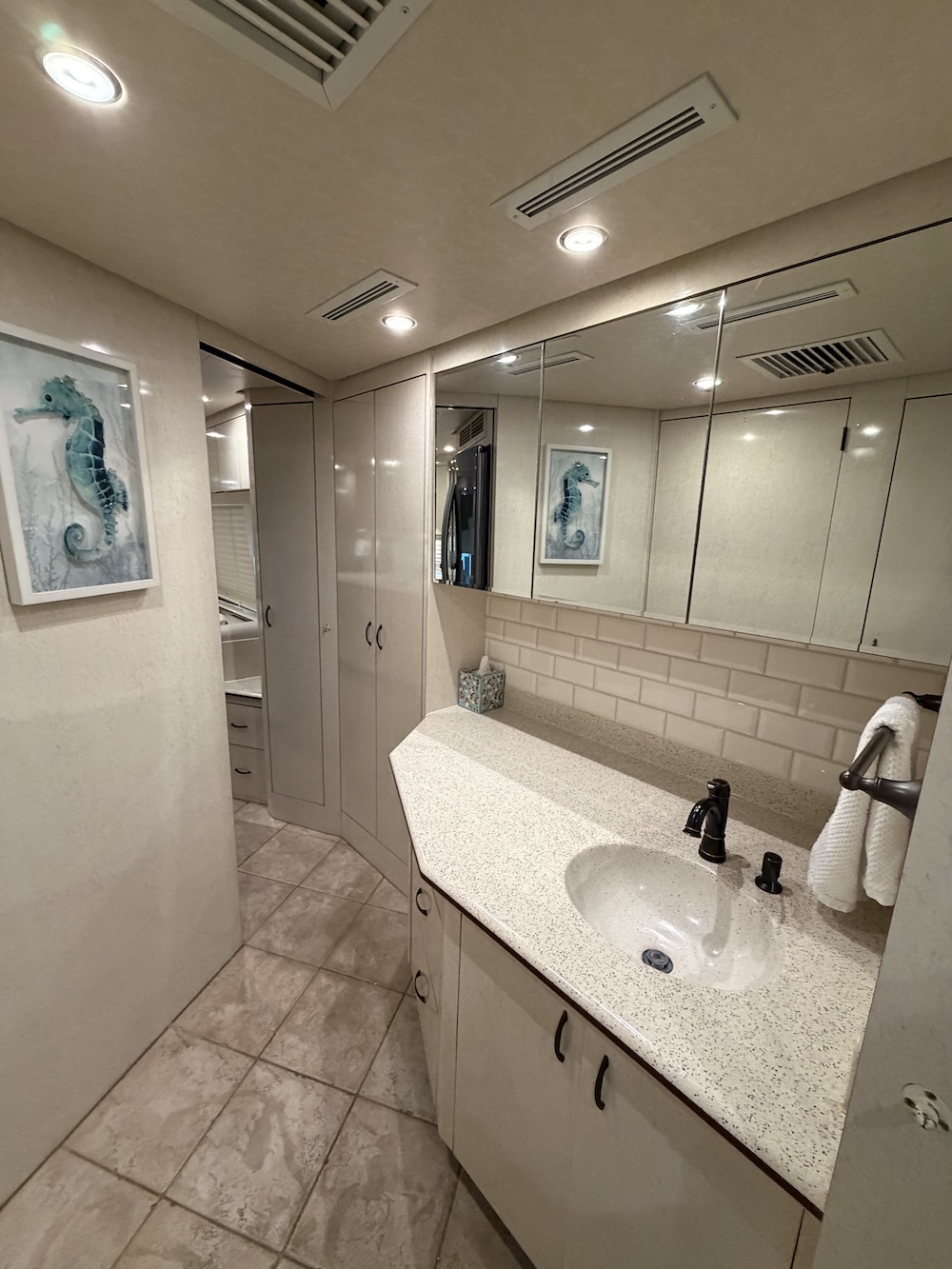 1997 Prevost Angola H3-45 For Sale