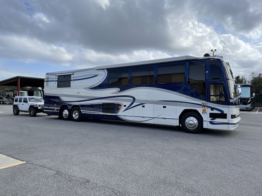 1997 Prevost Angola  H3-45 For Sale