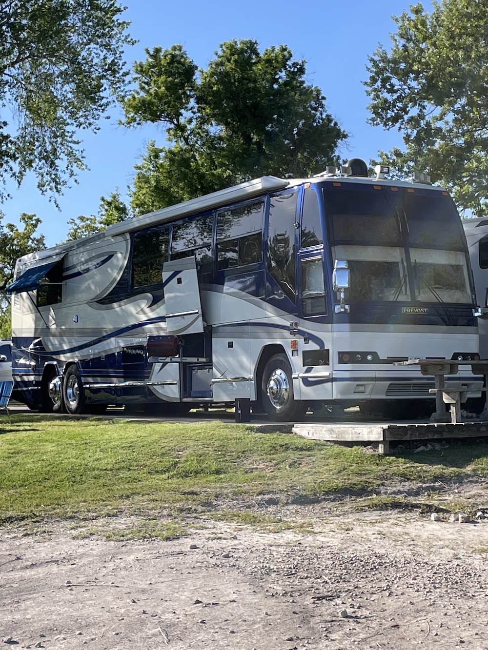 1997 Prevost Angola  H3-45 For Sale