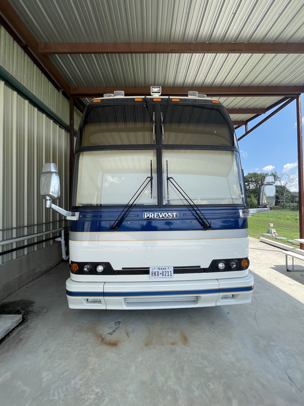 1997 Prevost Angola  H3-45 For Sale