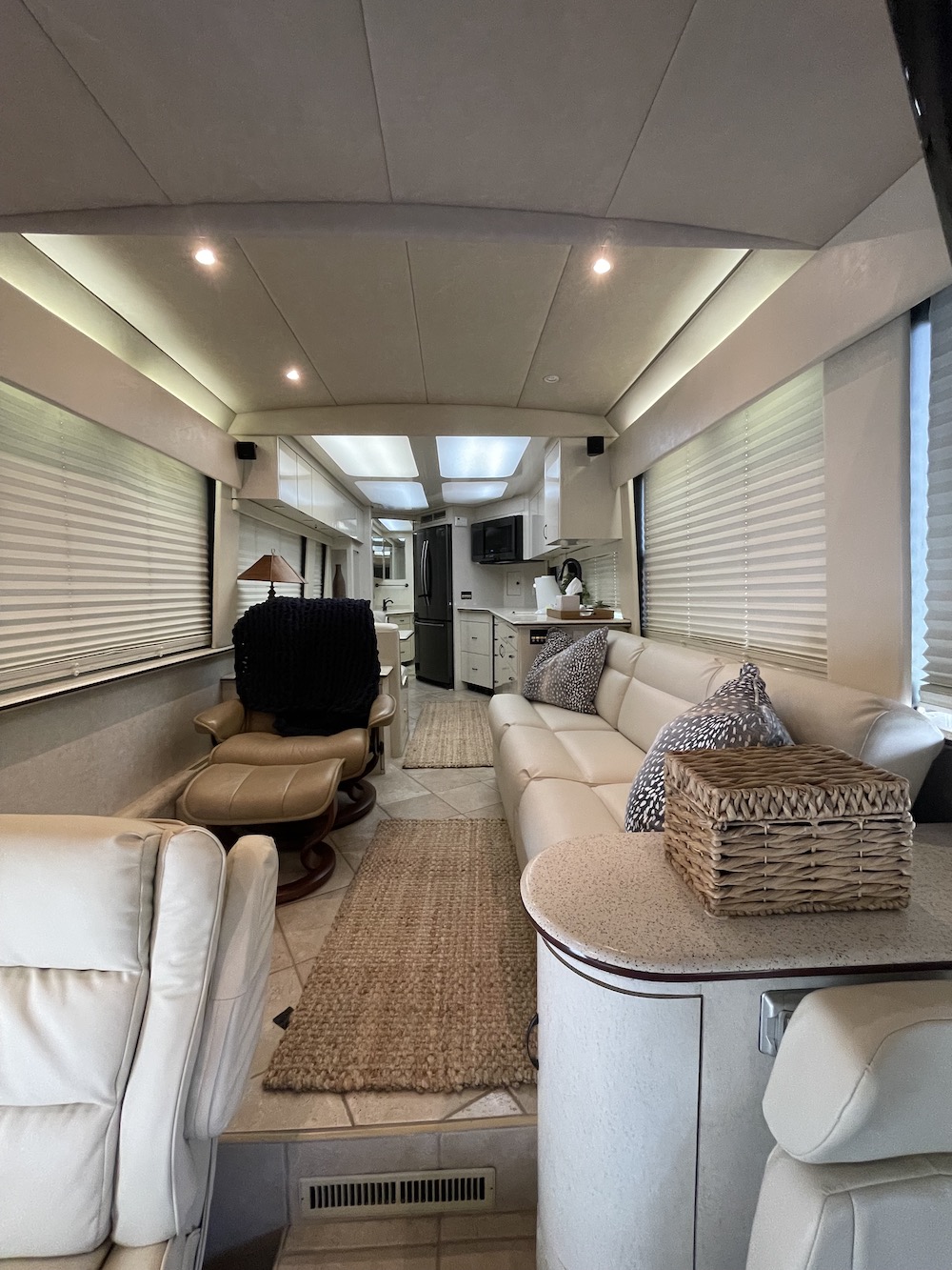1997 Prevost Angola  H3-45 For Sale
