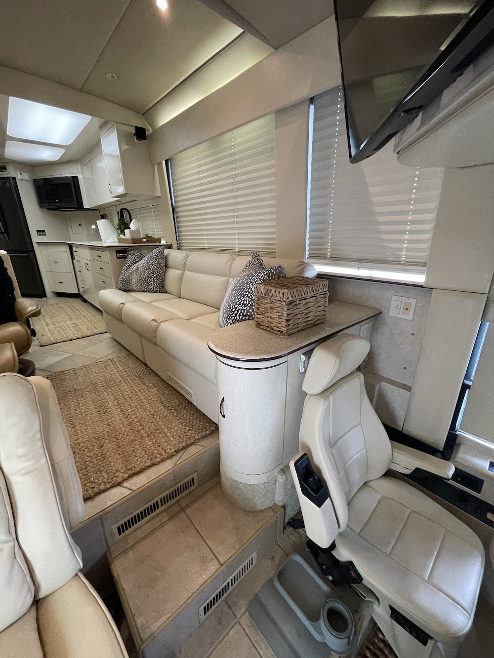 1997 Prevost Angola  H3-45 For Sale