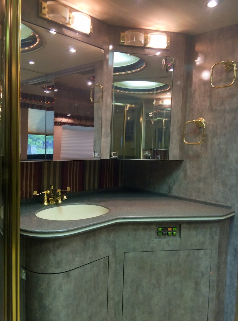 1997 Prevost Country Coach XL For Sale