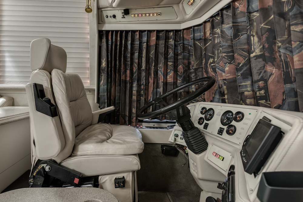 1997 Prevost Country Coach XL For Sale