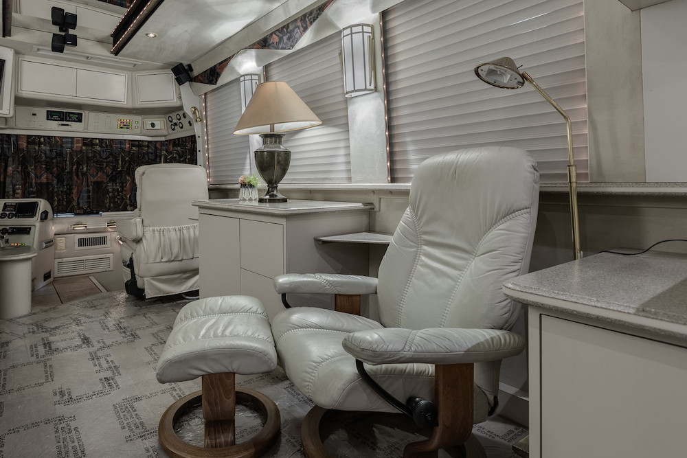 1997 Prevost Country Coach XL For Sale