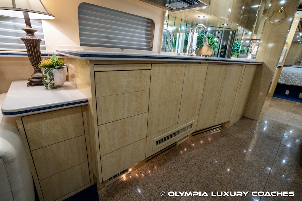 1997 Prevost Country Coach XL For Sale