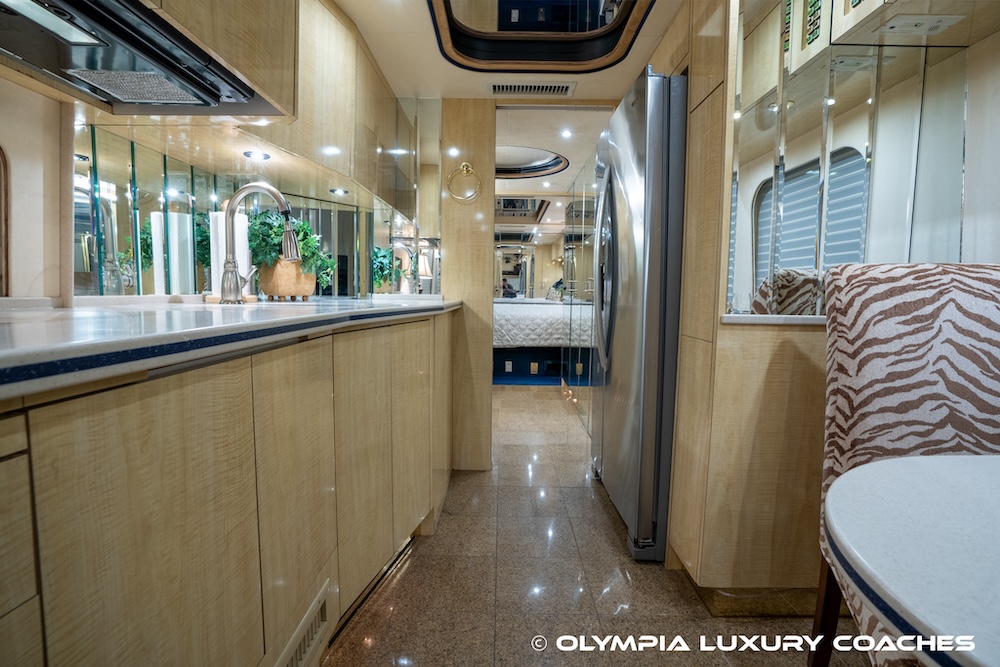 1997 Prevost Country Coach XL For Sale