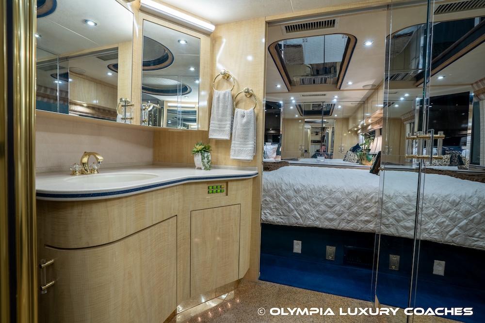1997 Prevost Country Coach XL For Sale