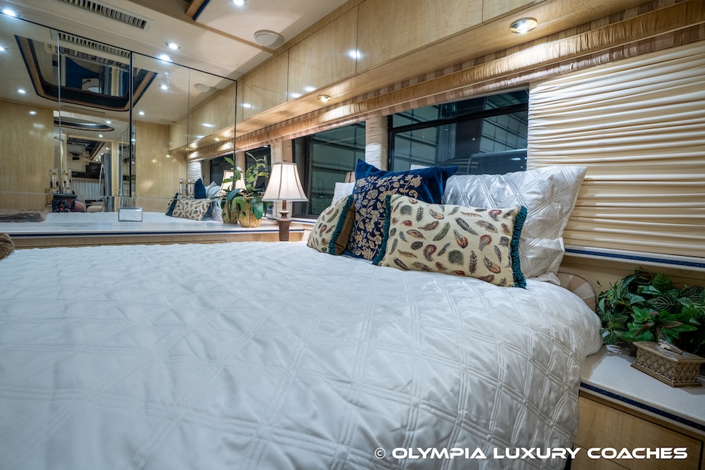 1997 Prevost Country Coach XL For Sale