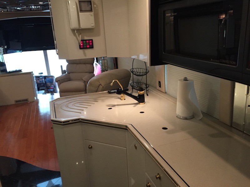 1997 Prevost Featherlite H3-45 For Sale