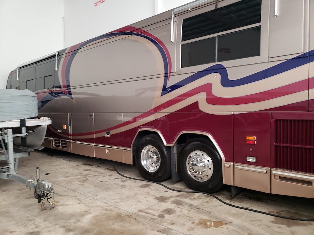 1997 Prevost Featherlite H3-45 For Sale
