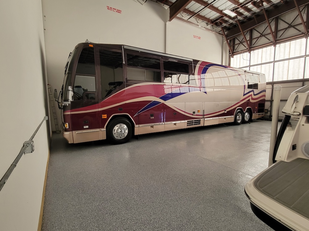 1997 Prevost Featherlite H3-45 For Sale