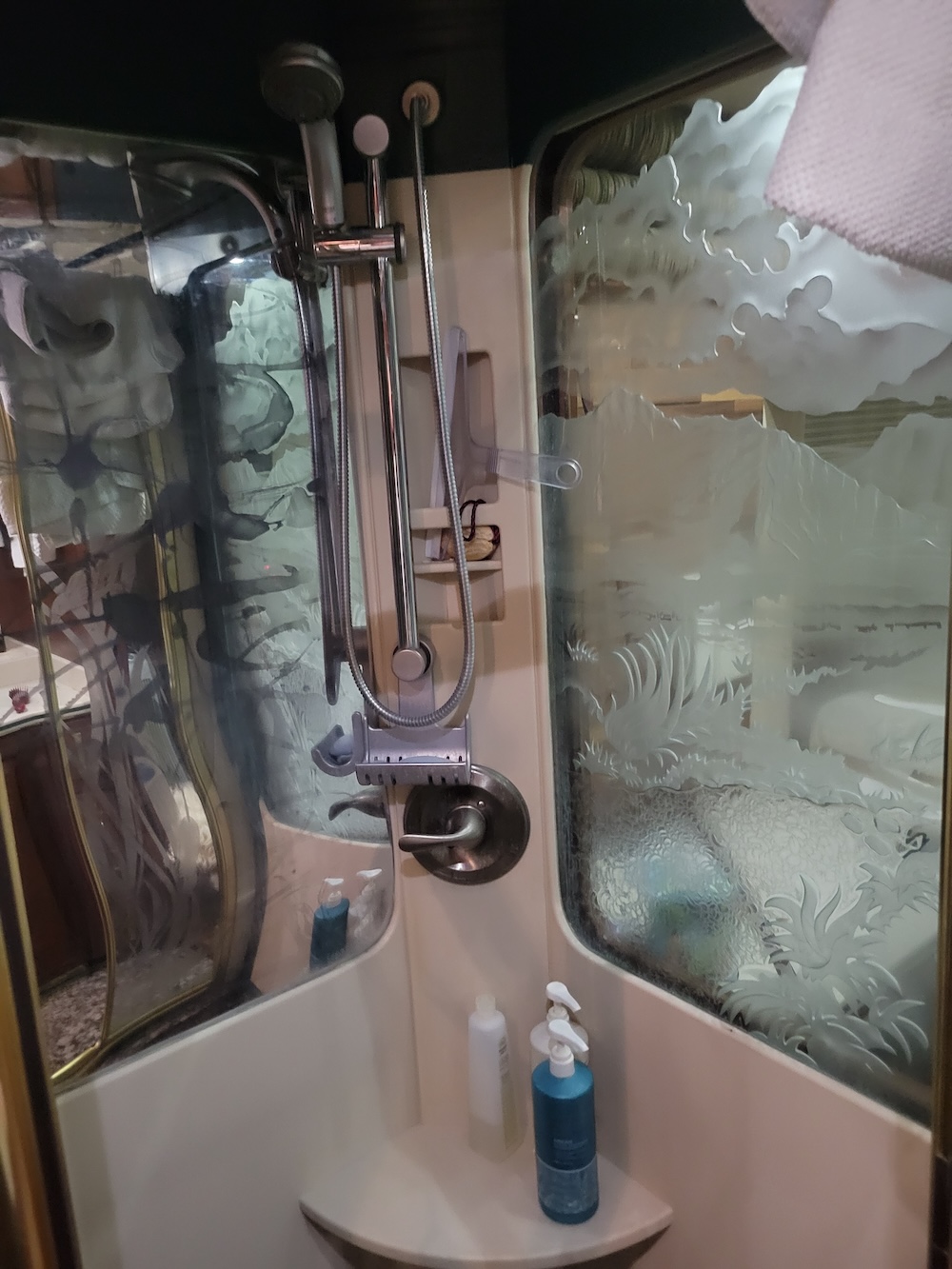 1997 Prevost Featherlite H3-45 For Sale