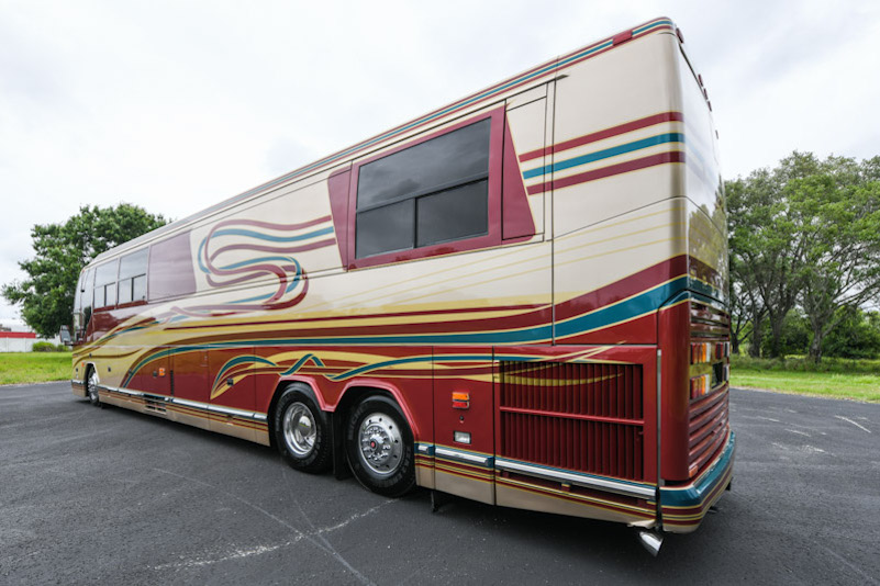 1997 Prevost Featherlite H3-45 For Sale