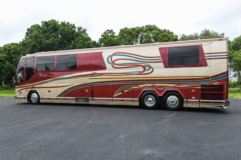 1997 Prevost Featherlite H3-45 For Sale