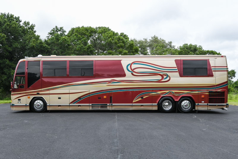 1997 Prevost Featherlite H3-45 For Sale