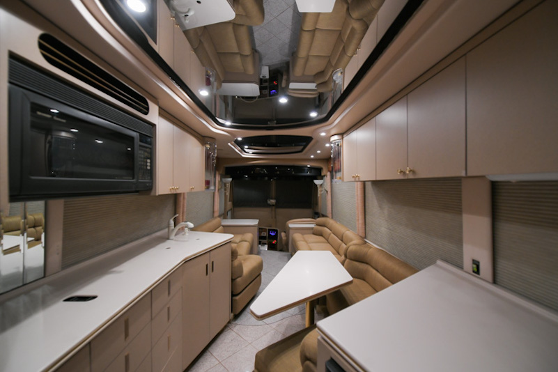 1997 Prevost Featherlite H3-45 For Sale