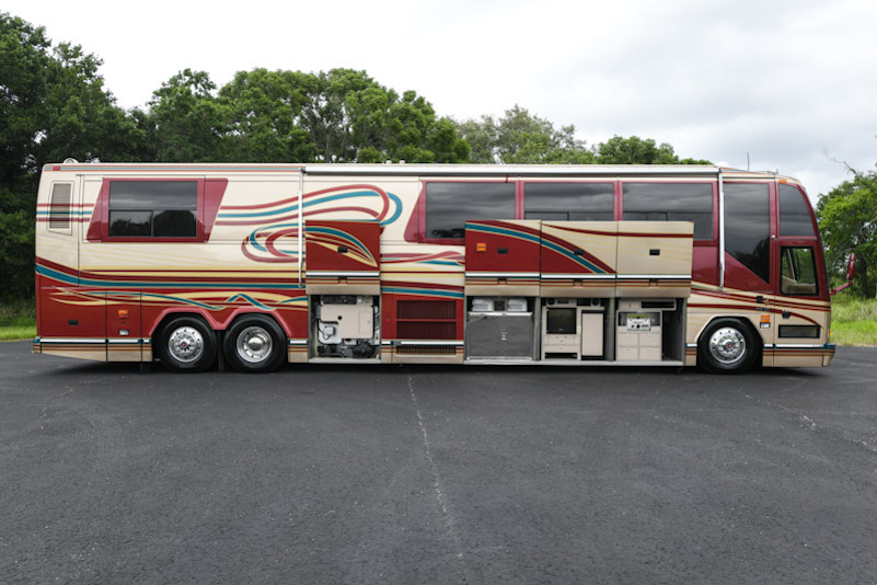 1997 Prevost Featherlite H3-45 For Sale