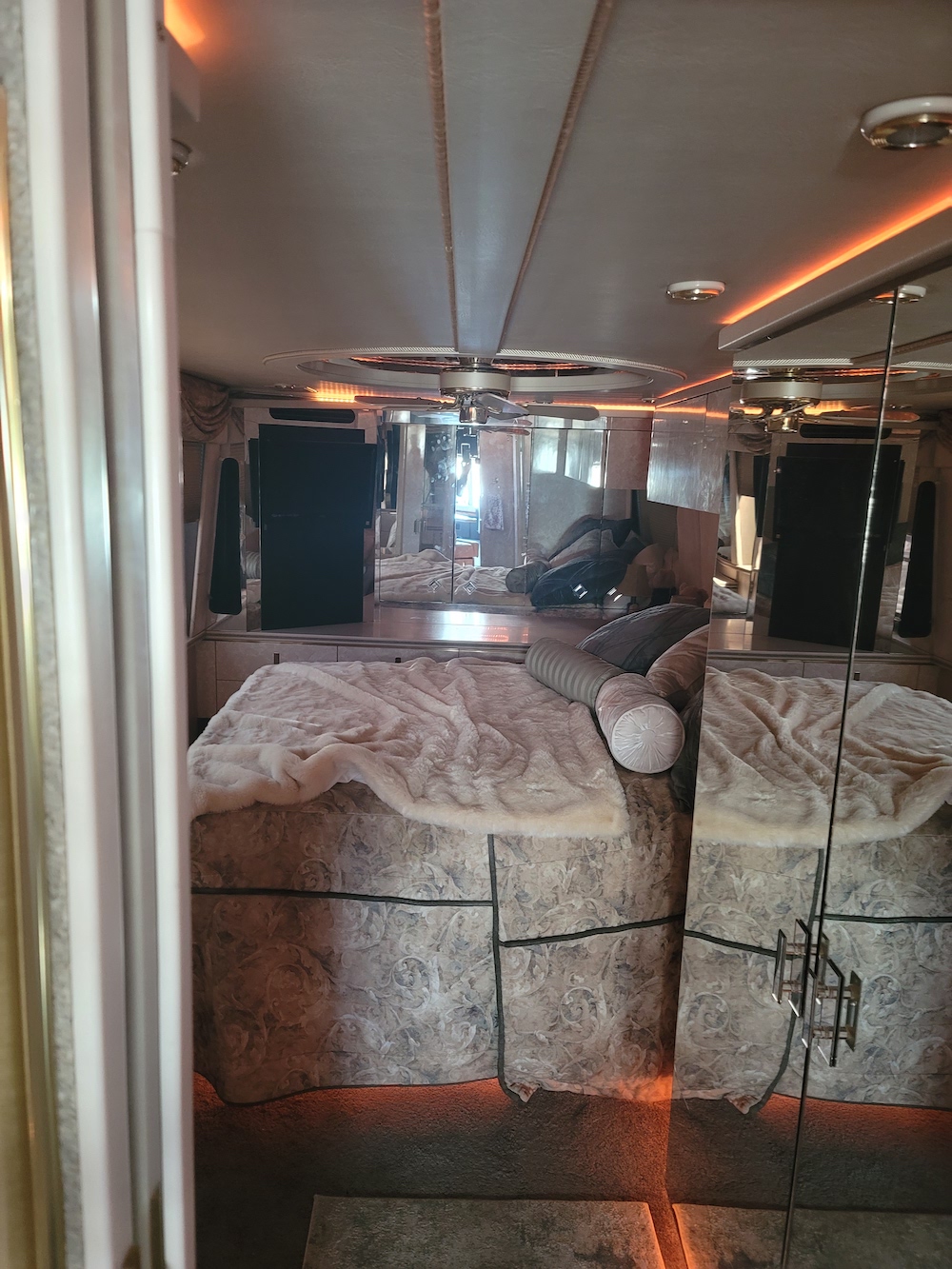 1997 Prevost Vantare XL For Sale